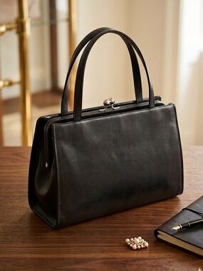 Sydney California 60’s Classic Structured gray Women's Lucite Top Handle Handbag